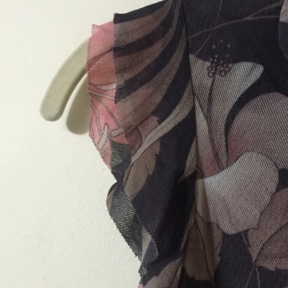 ⚡️Feminine Floral Top - Picture 2 of 3